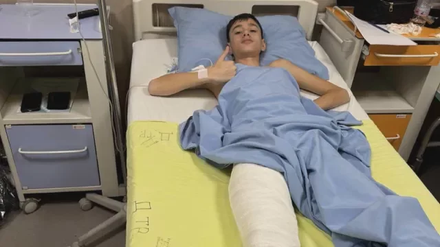 Полицията издирва нападателите на 14-годишния Александър, атакуван до търговски център