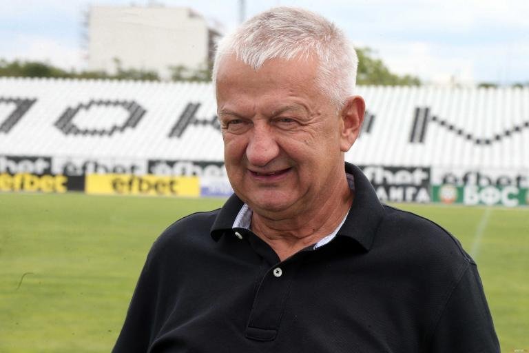 Собственикът на Локомотив Пловдив Христо Крушарски се оттегли от надпреварата