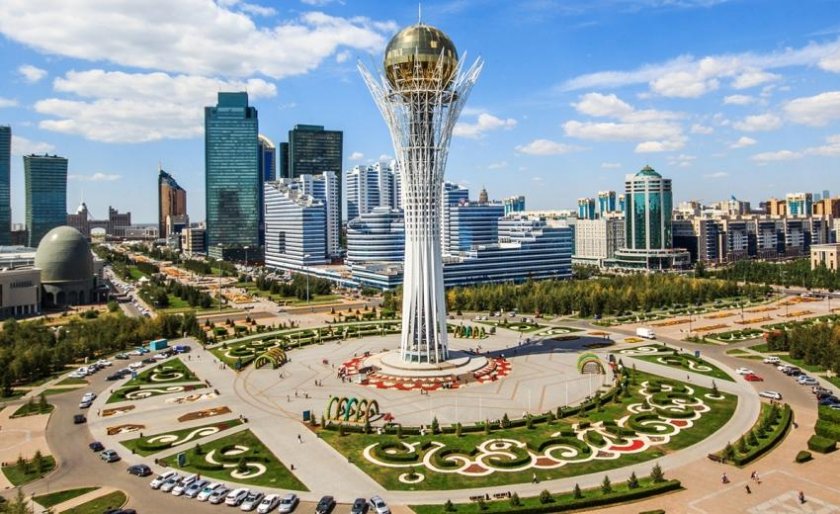 Огромен Казахстан минава в една часова зона