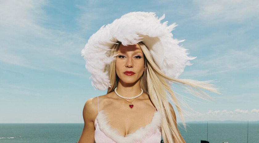 Мила Робeрт, която е сред участниците в танцовото състезание Денсинг