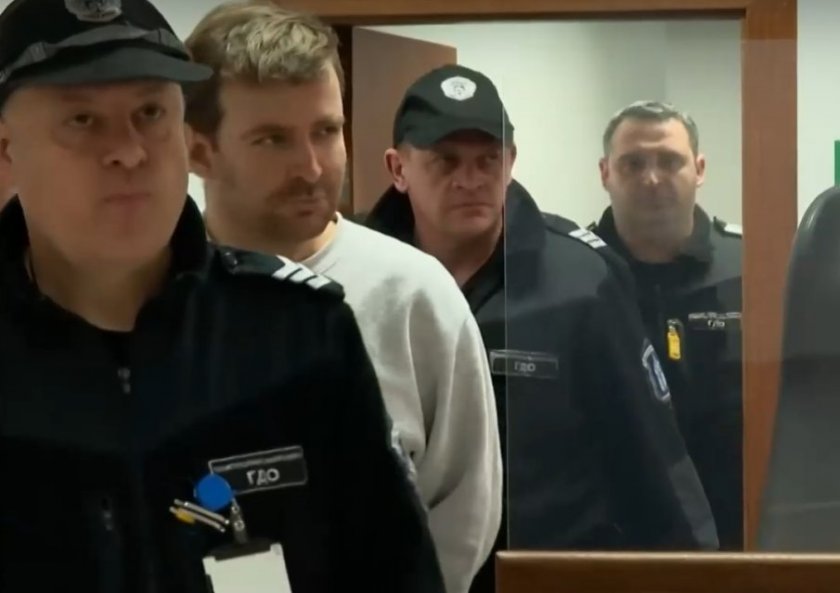 Адвокатът на Червения пират: Има признаци на биполярно разстройство