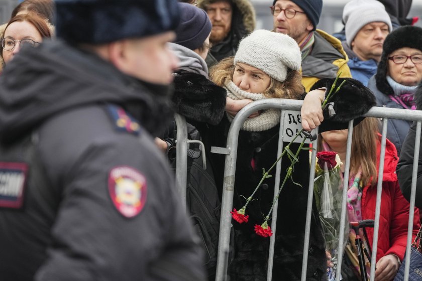 Руската полиция е задържала най-малко 45 души в цялата страна