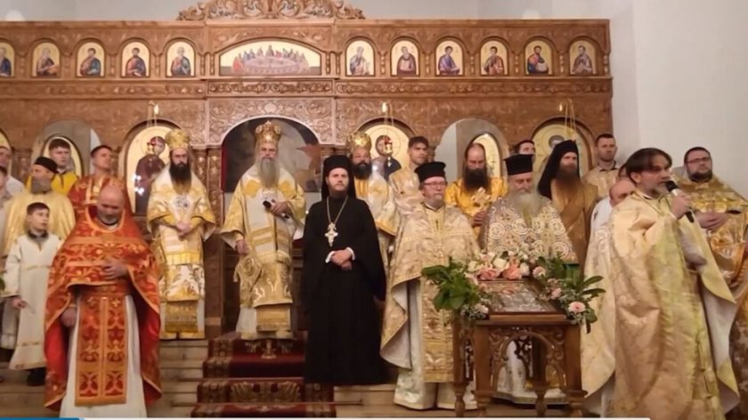 Осветиха българска православна църква в Щутгарт