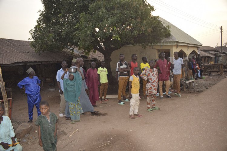 Въоръжени мъже са отвлекли близо 300 ученици в Северна Нигерия, сочи доклад