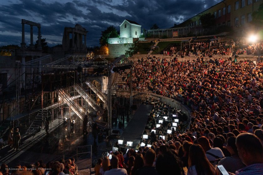 Пуснаха евтини билети за спектаклите на Пловдивска опера на Античния театър