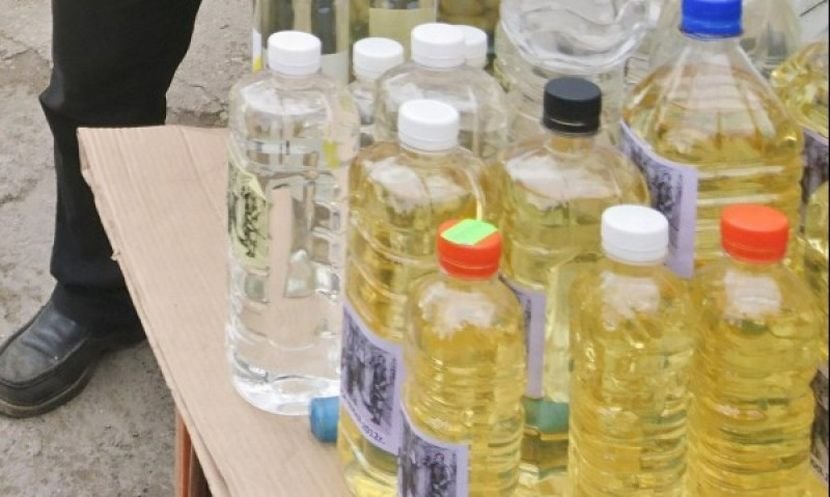 Иззеха 100 литра контрабандна ракия от пазар в Ловеч