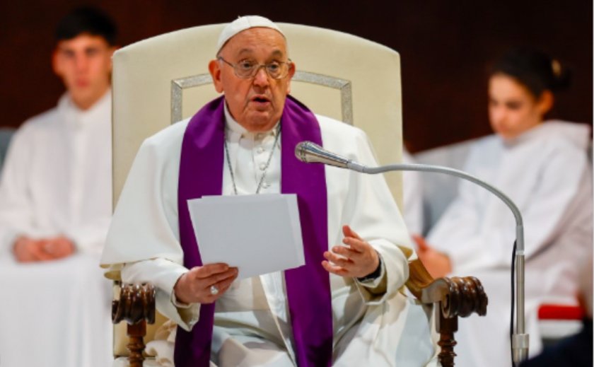 Противоречиво изказване на папа Франциск - Украйна трябва да има