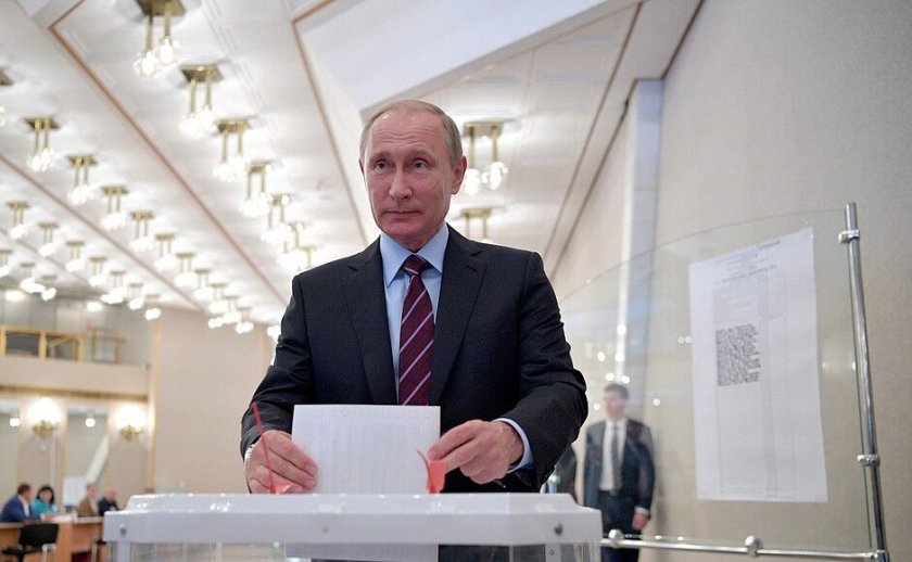 Днес започват президентските избори в Русия, на които Владимир Путин