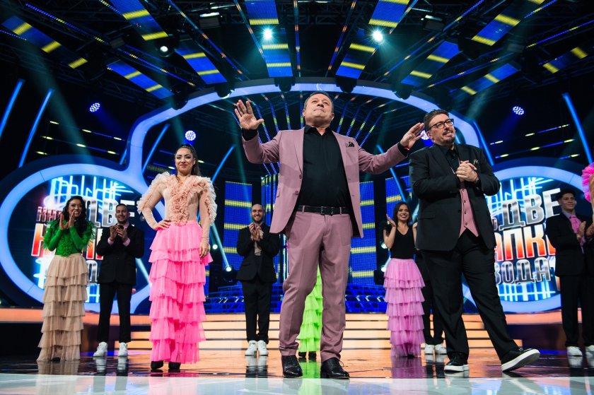 За радост на стотиците хиляди зрители на Като две капки