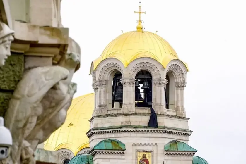 Утре е вторият ден на траур в памет на Негово