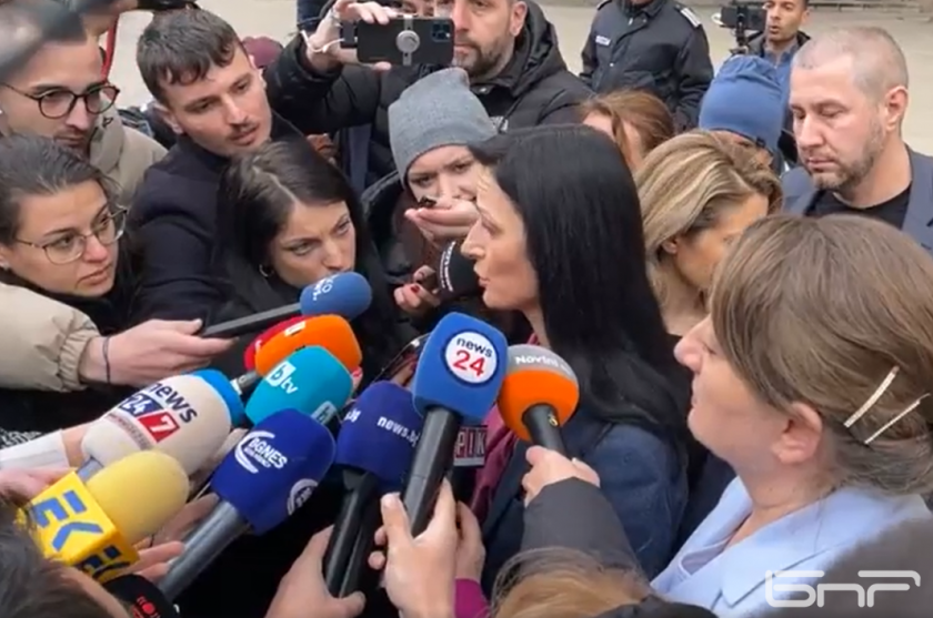 Папката е пълна, но има ли споразумението подкрепата на ПП-ДБ?
