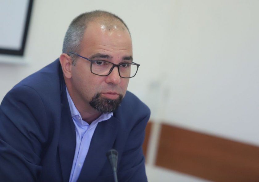 Първан Симеонов: Ако няма правителство, вината ще падне върху ГЕРБ