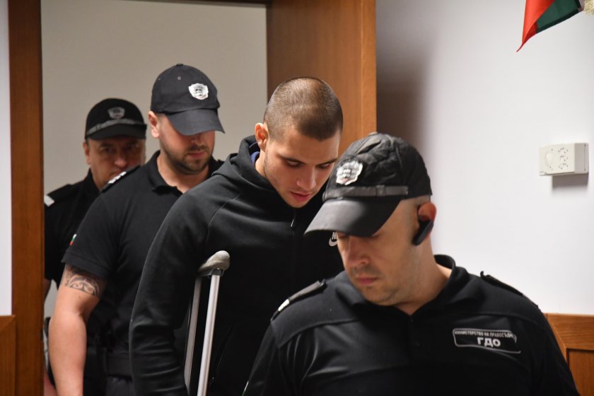 Прокурорският син от Перник пусна донос срещу Гешев