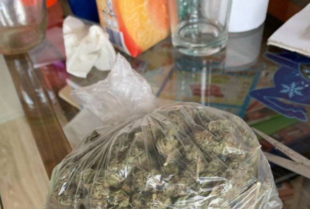 Снимка: Откриха много дрога в апартамент в бургаския ж.к. Зорница
