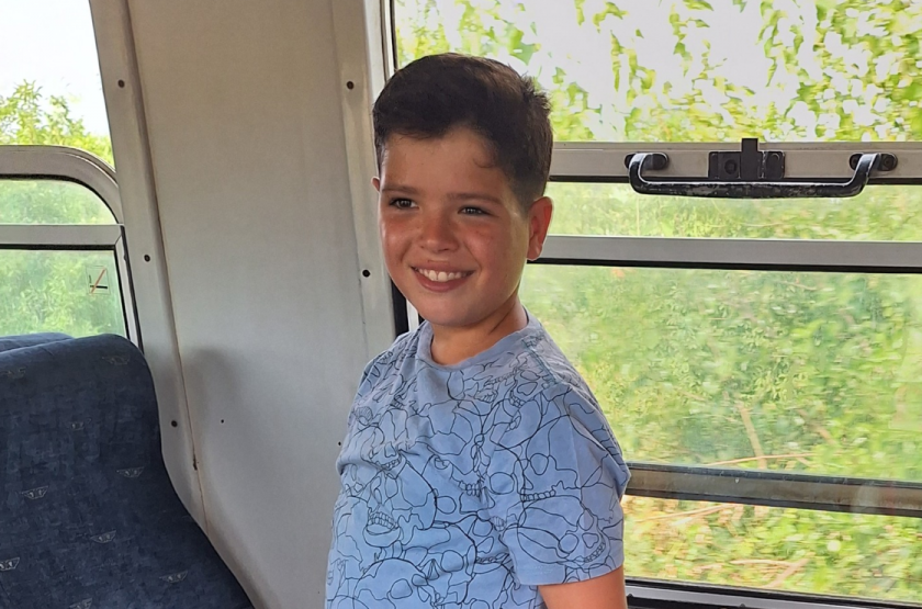 Седем месеца след като мълния уби дете на стадион в