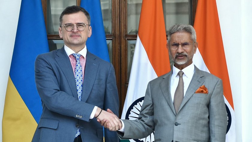 Украинският външен министър Дмитро Кулеба призова Индия да застане до Киев, като