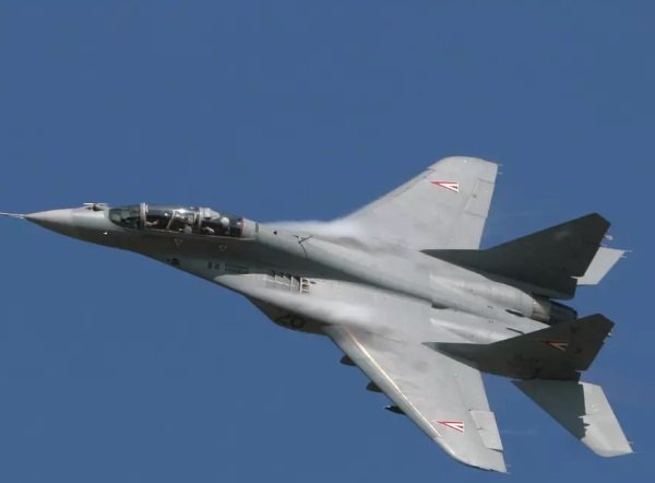 Пак обществена поръчка за ремонт на МиГ-29