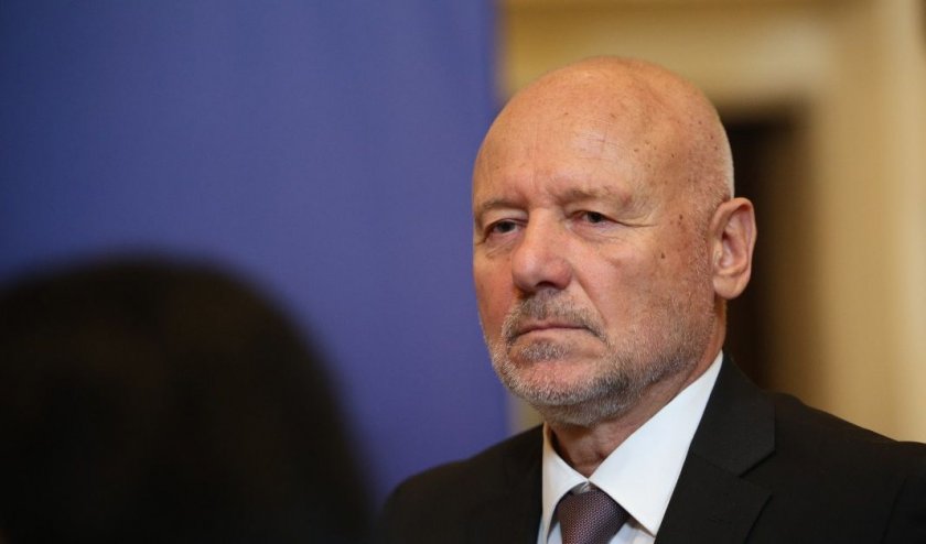 Тагарев: Украйна няма интерес към бг офертата за хеликоптери Ми-24