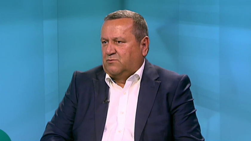 Бившият депутат от ДПС Хасан Адемов заяви, че даването на