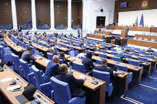НС приключи работа, след като прие два годишни доклада