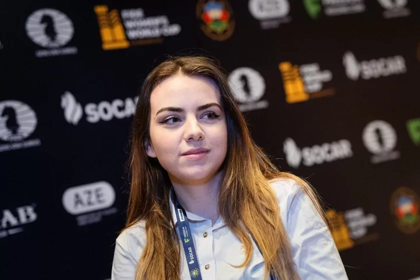 Нургюл Салимова с реми срещу Анна Музичук