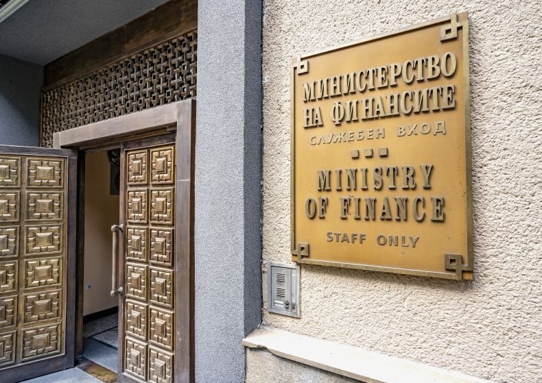 Със заповед на министър-председателя Димитър Главчев са назначени трима заместник-министри