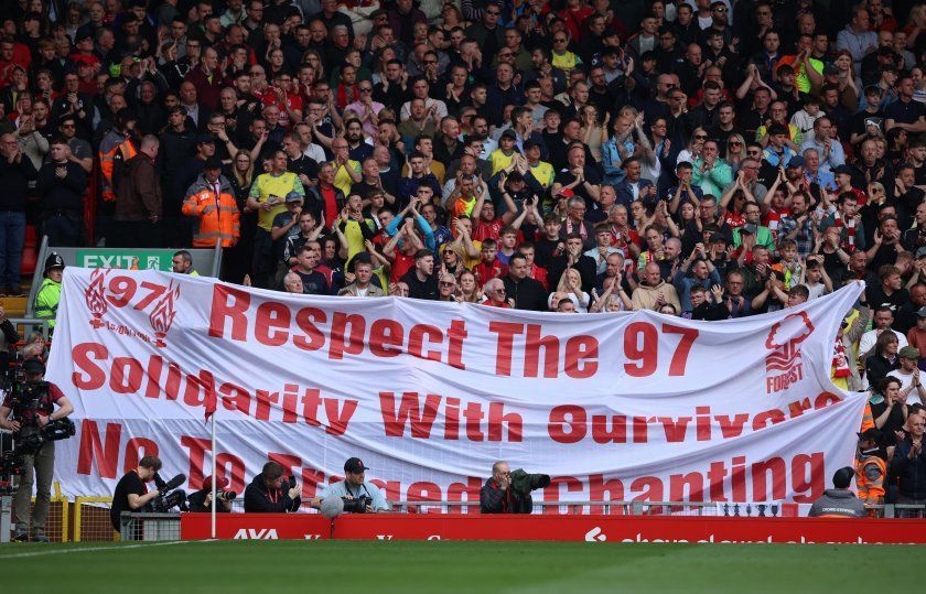 Ливърпул допусна голяма грешка в битката за титлата, губейки с