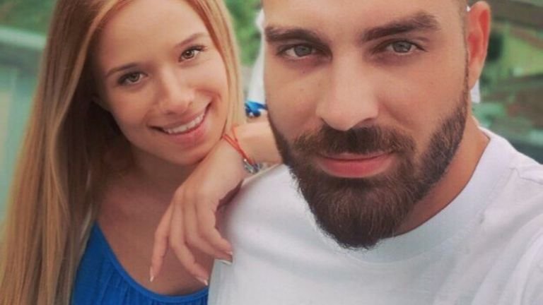 Тото направи погача на бебето (Снимки)