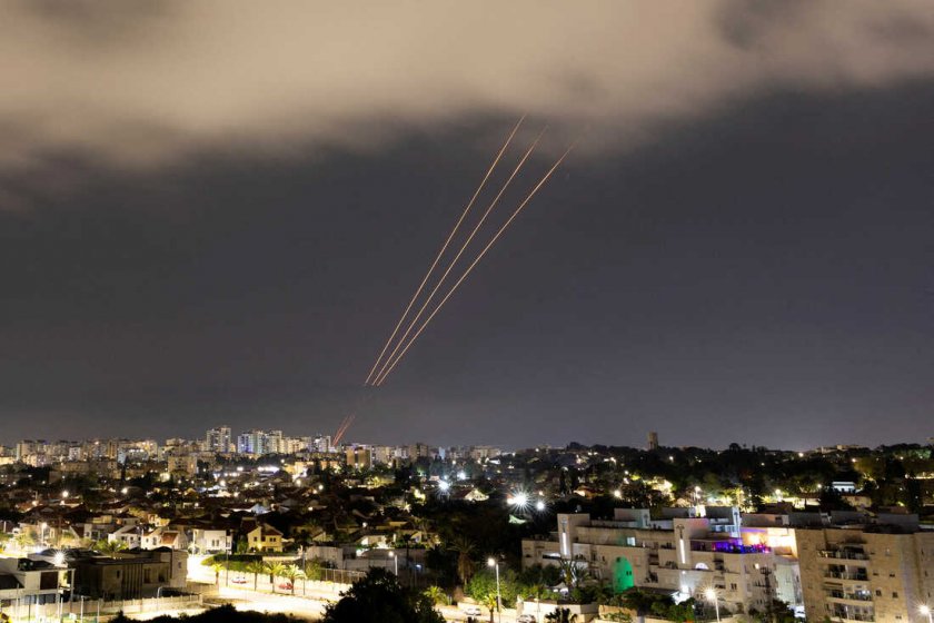 Снимка: Иран твърди, че е предупредил САЩ за атаката срещу Израел