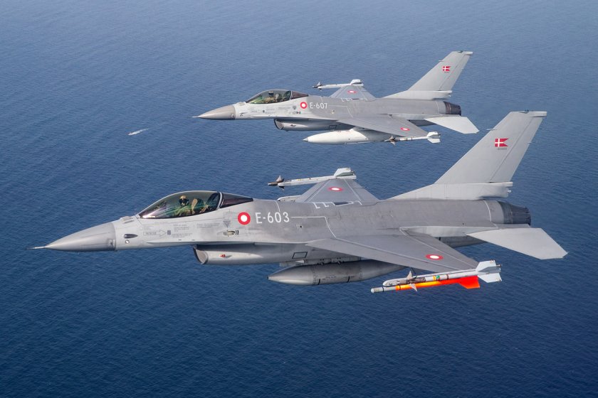 Снимка: Аржентина купува 24 изтребителя F-16 от Дания