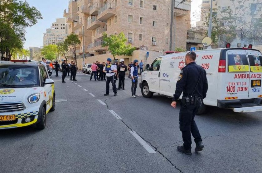 Трима души пострадаха след атентати с автомобил в Йерусалим днес,