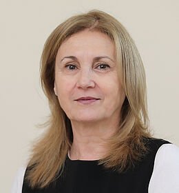 Румяна Бъчварова: Отговорността за служебния кабинет се носи от премиера и предложилите промените в Конституцията