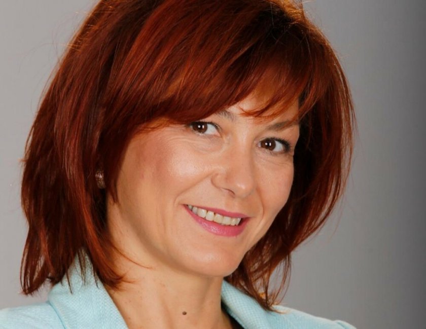 Коя е новата шефка на БСП - София Диана Тонова?