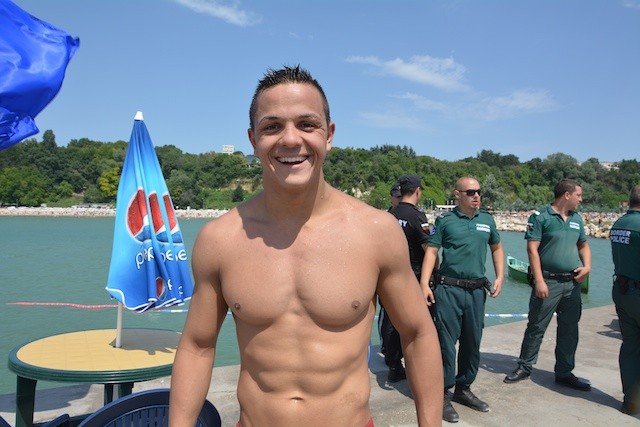 Цанко Цанков го нападнала бяла акула, затраял си, за да не го извадят