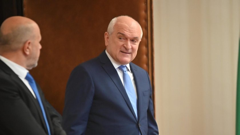 Външната политика е много професионална дейност и с цялото ми