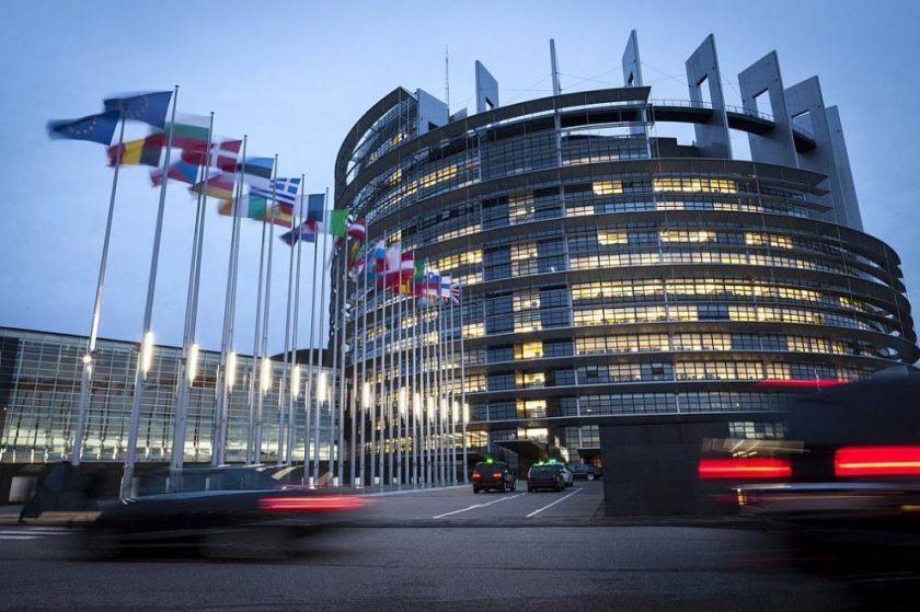 Eвропарламентът слага край на безразсъдното шофиране 