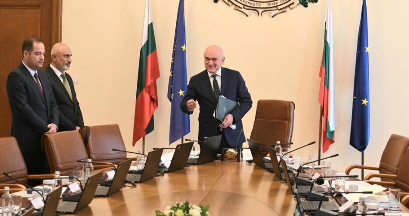 Кабинетът сменя още областни управители