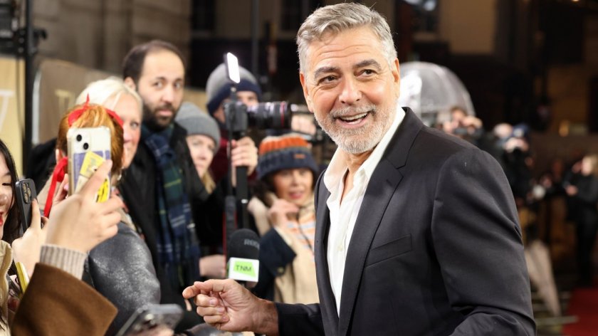 Джордж Клуни не спира да радва с чаровното си звездно