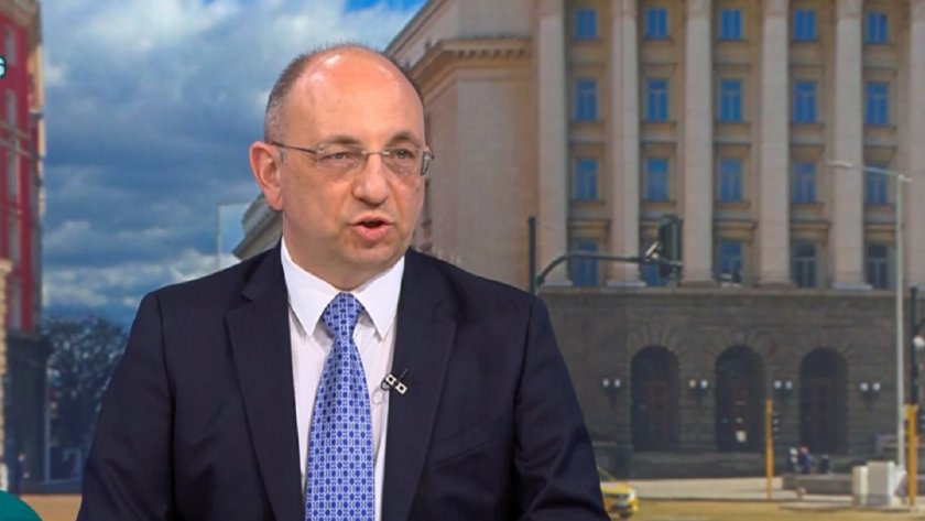Николай Василев: Все още можем да влезем в еврозоната на 1 януари 2025 г.