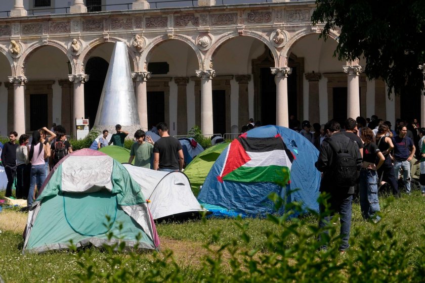 Пропалестински протестиращи окупираха университети в Нидерландия