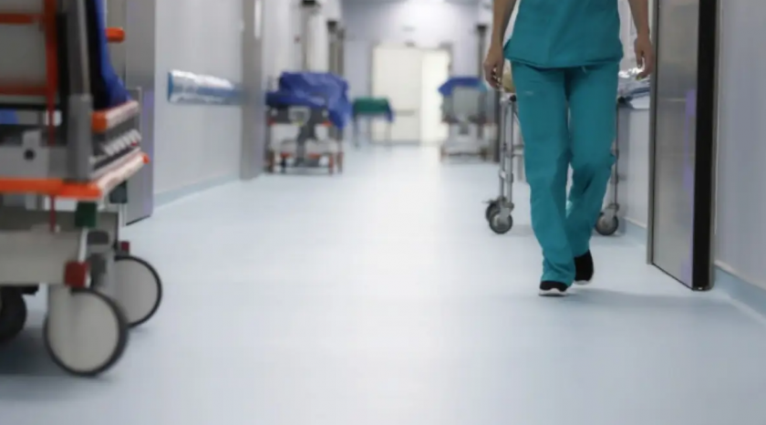 Продължава битката за живота на 22-годишните момче и момиче, които