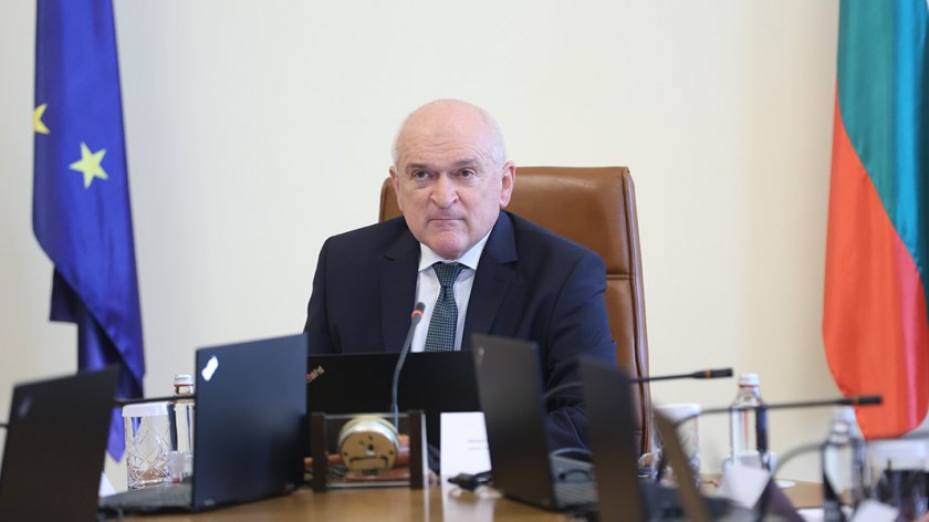 Служебният премиер Димитър Главчев обяви, че вчера още една предизборна