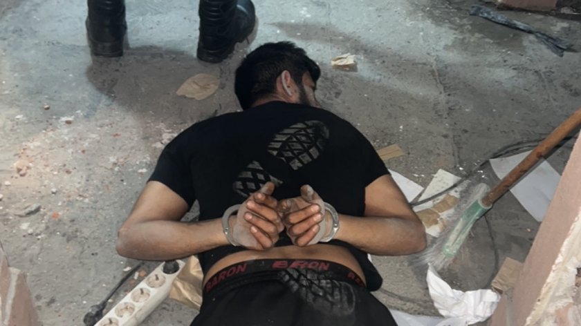 Двама души са задържани в бургаския квартал Победа при специализирана полицейска