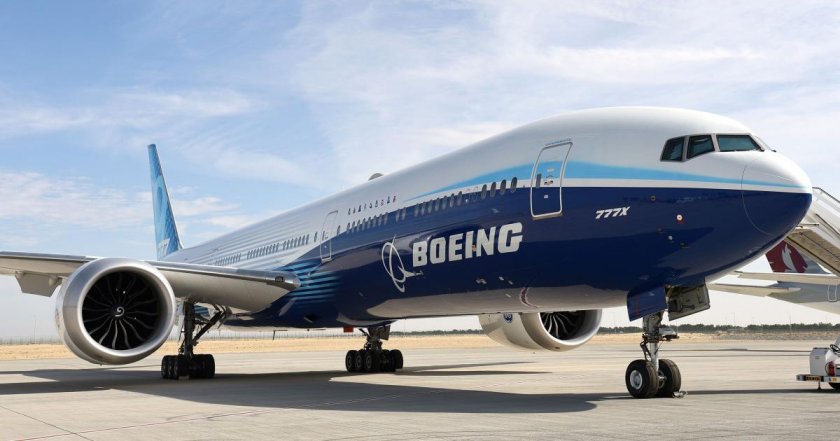 Поръчките на Боинг (Boeing) през април са се сринали, като