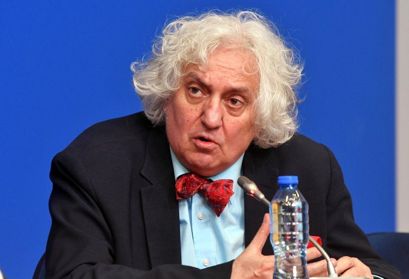 Какви са реакциите след острите думи на президента към политиците