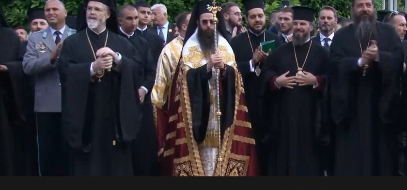Първо богослужение на Сливенския митрополит Арсений