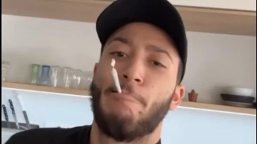 Покойният проф. Чирков продава хапчета за прочистване на артериите, дует