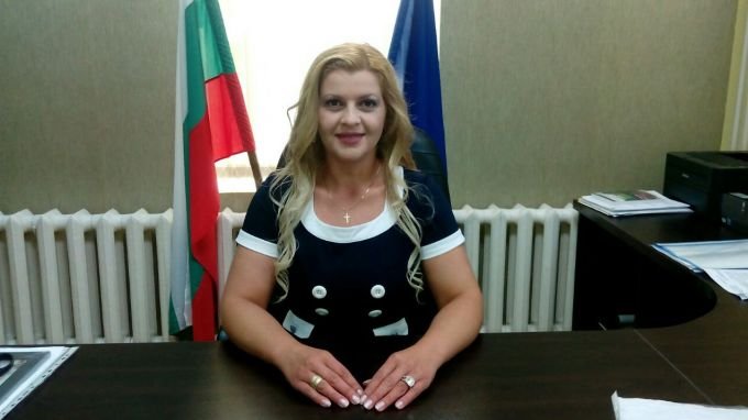 Костадин Костадинов и негови хора от Възраждане“ посетиха силистренската община