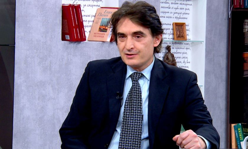 Въвеждането на централизирано издаване на документи за самоличност се прави