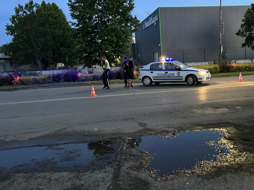 Млад велосипедист загина след катастрофа в Казанлък. Малко преди 21 часа